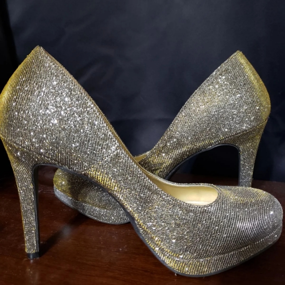 Women's glitter heels size 8
